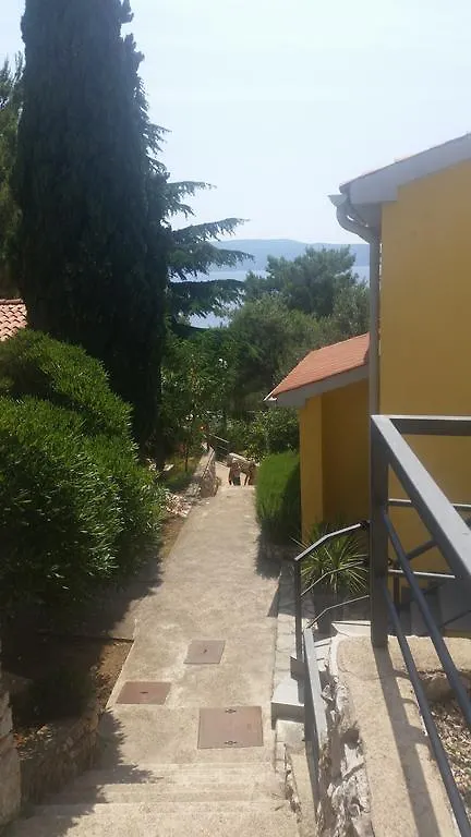 Gavza Luna Apartment Cres