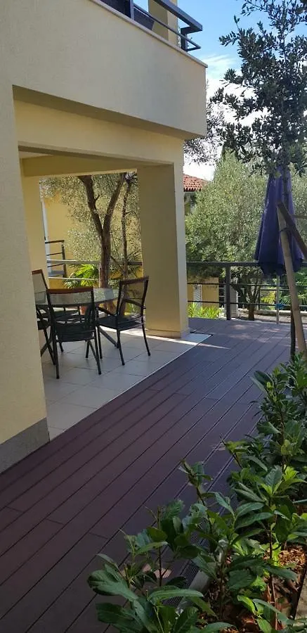 Gavza Luna Apartment Cres